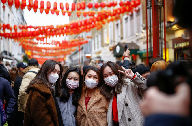 Những điều cần lưu ý để đảm bảo an toàn khi du lịch châu Âu mùa dịch virus corona  - Ảnh 4.