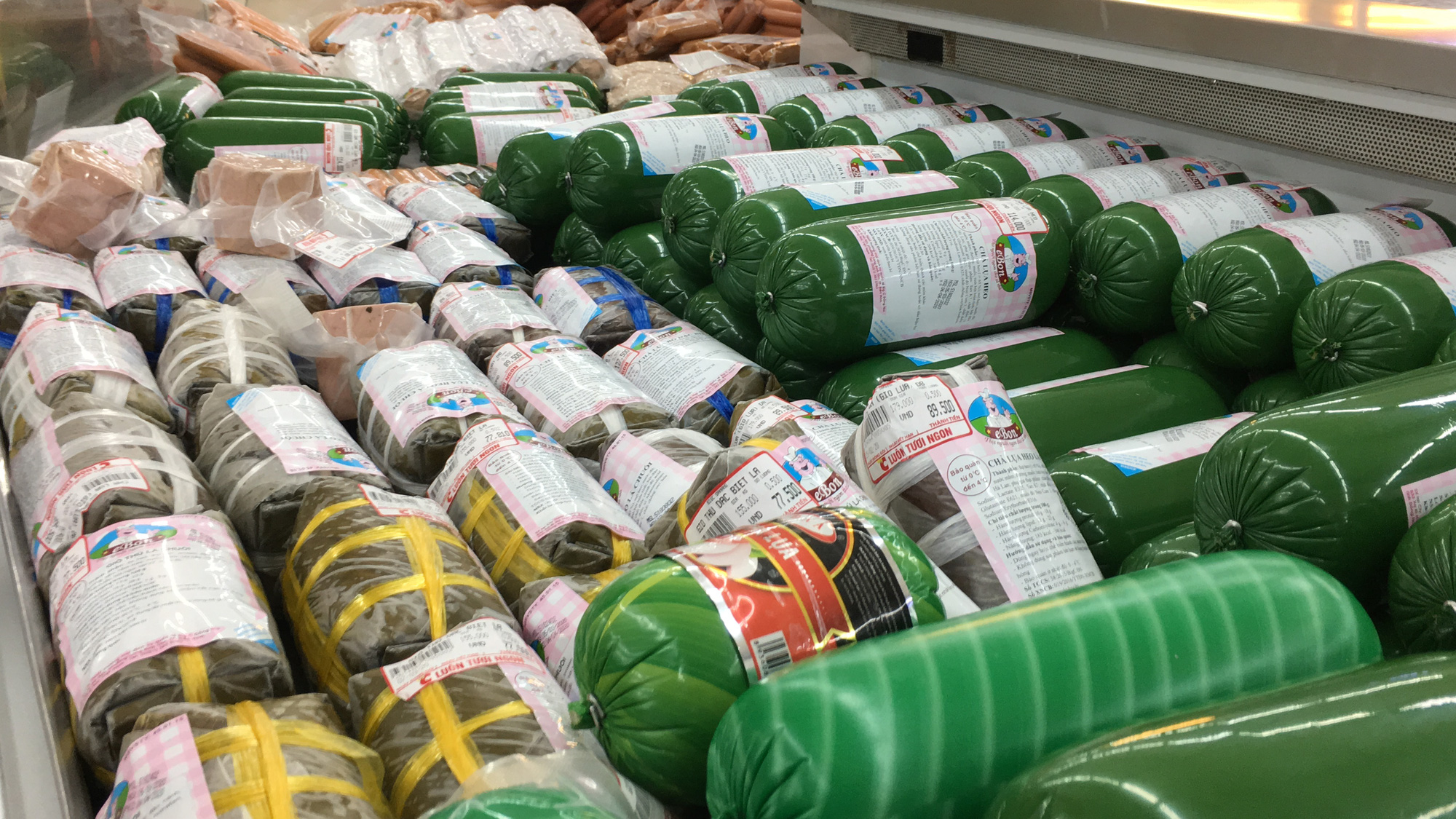 Siêu thị ở Đà Nẵng tràn đầy hàng trăm tấn hàng hóa cho nhu cầu người dân - Ảnh 12.
