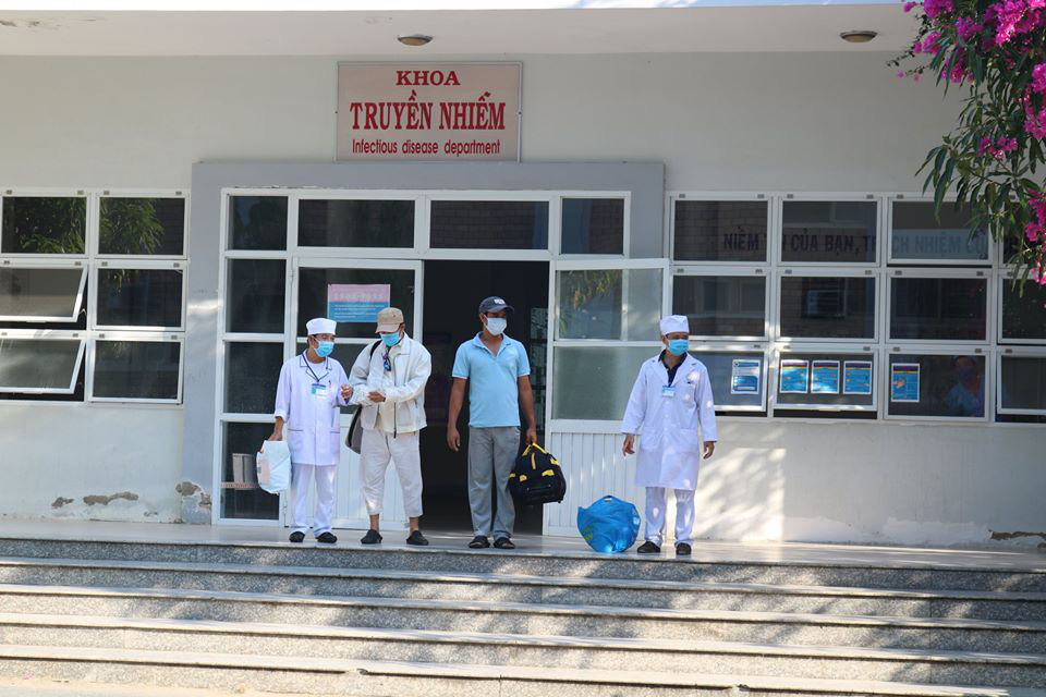 Cập nhật tình hình virus corona ở Việt Nam ngày 1/4: Gần 1/3 số bệnh nhân khỏi bệnh - Ảnh 1. Cập nhật tình hình virus corona ở Việt Nam ngày 1/4: Gần 1/3 số bệnh nhân khỏi bệnh - Ảnh 1.