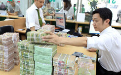 Thống đốc Lê Minh Hưng: Có đến 2 triệu tỉ đồng dư nợ bị ảnh hưởng bởi dịch Covid-19