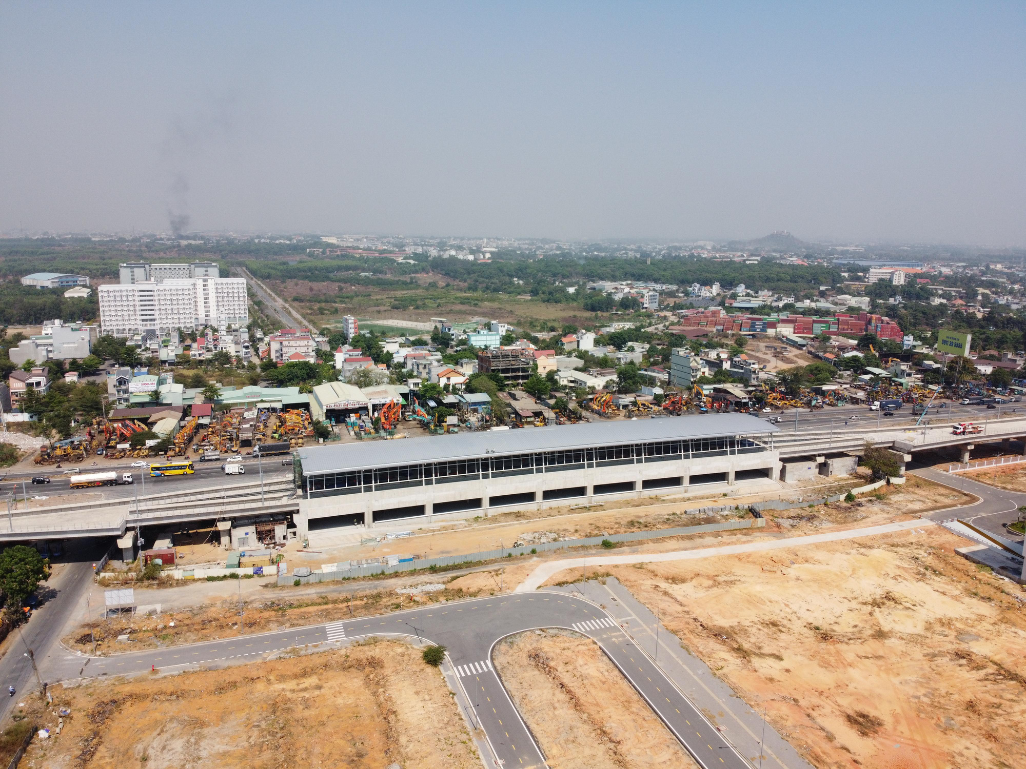 TP HCM chuẩn bị đón các đoàn tàu metro Bến Thành - Suối Tiên - Ảnh 1. TP HCM chuẩn bị đón các đoàn tàu metro Bến Thành - Suối Tiên - Ảnh 1.