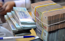Dịch Covid-19: Người mua nhà 'méo mặt' trước áp lực trả nợ