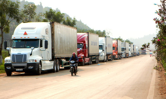 Trung Quốc siết chặt nhập khẩu hàng hoá qua biên giới, container dưa hấu, thanh long ùn ứ tăng kỉ lục - Ảnh 2. Trung Quốc siết chặt nhập khẩu hàng hoá qua biên giới, container dưa hấu, thanh long ùn ứ tăng kỉ lục - Ảnh 2.