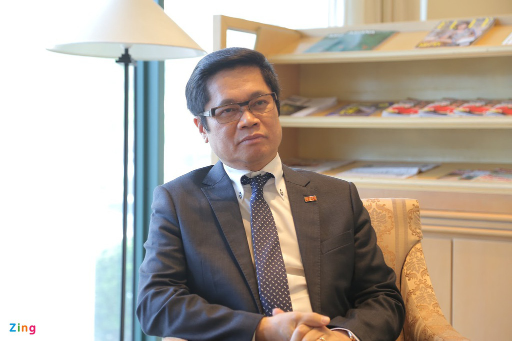 ‘Phục hồi kinh tế nhưng phải sẵn sàng sống chung với dịch’ - Ảnh 2. ‘Phục hồi kinh tế nhưng phải sẵn sàng sống chung với dịch’ - Ảnh 2.