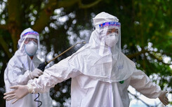 Cập nhật tình hình virus corona ở Việt Nam tối 13/4: Thêm 5 ca nhiễm mới trong ngày, 55% bệnh nhân đã khỏi bệnh