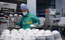 Chất lượng tệ hại của ngành sản xuất khẩu trang Trung Quốc