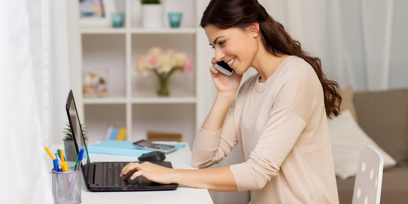 Làm việc ở nhà, giáo dục trực tuyến được đẩy mạnh với sự chung tay giảm cước từ nhà mạng - Ảnh 1. Làm việc ở nhà, giáo dục trực tuyến được đẩy mạnh với sự chung tay giảm cước từ nhà mạng - Ảnh 1.