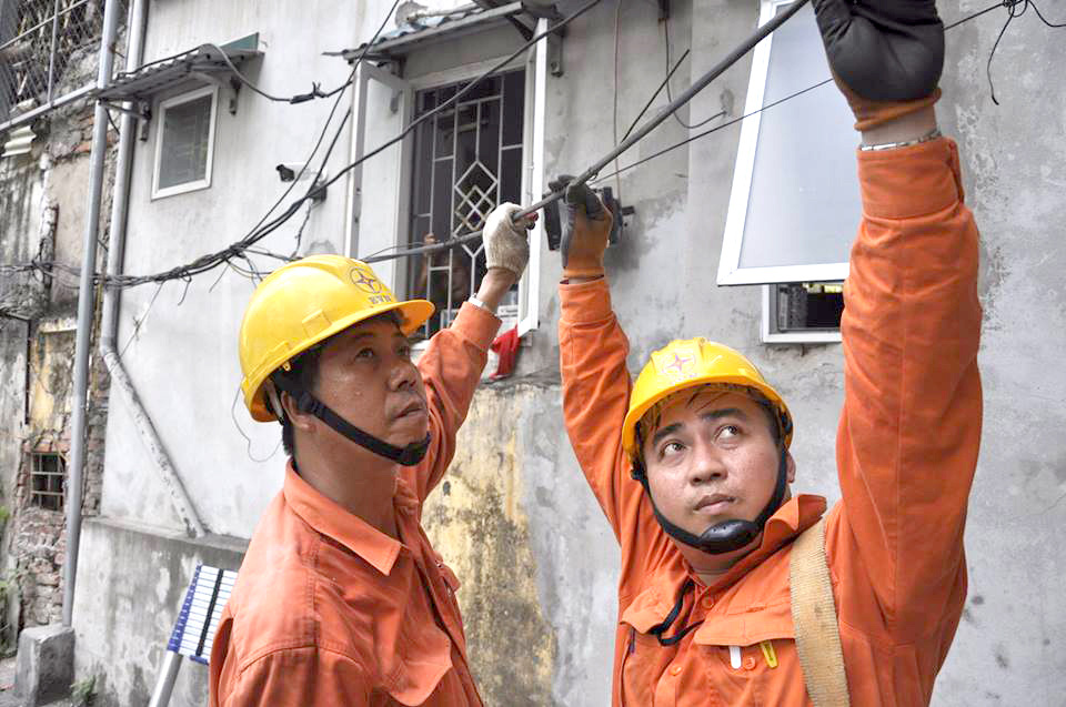 Chính thức giảm giá điện từ kì ghi điện tháng 5 - Ảnh 1. Chính thức giảm giá điện từ kì ghi điện tháng 5 - Ảnh 1.