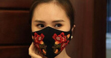 Khẩu trang độc đáo của Việt Nam trên báo nước ngoài