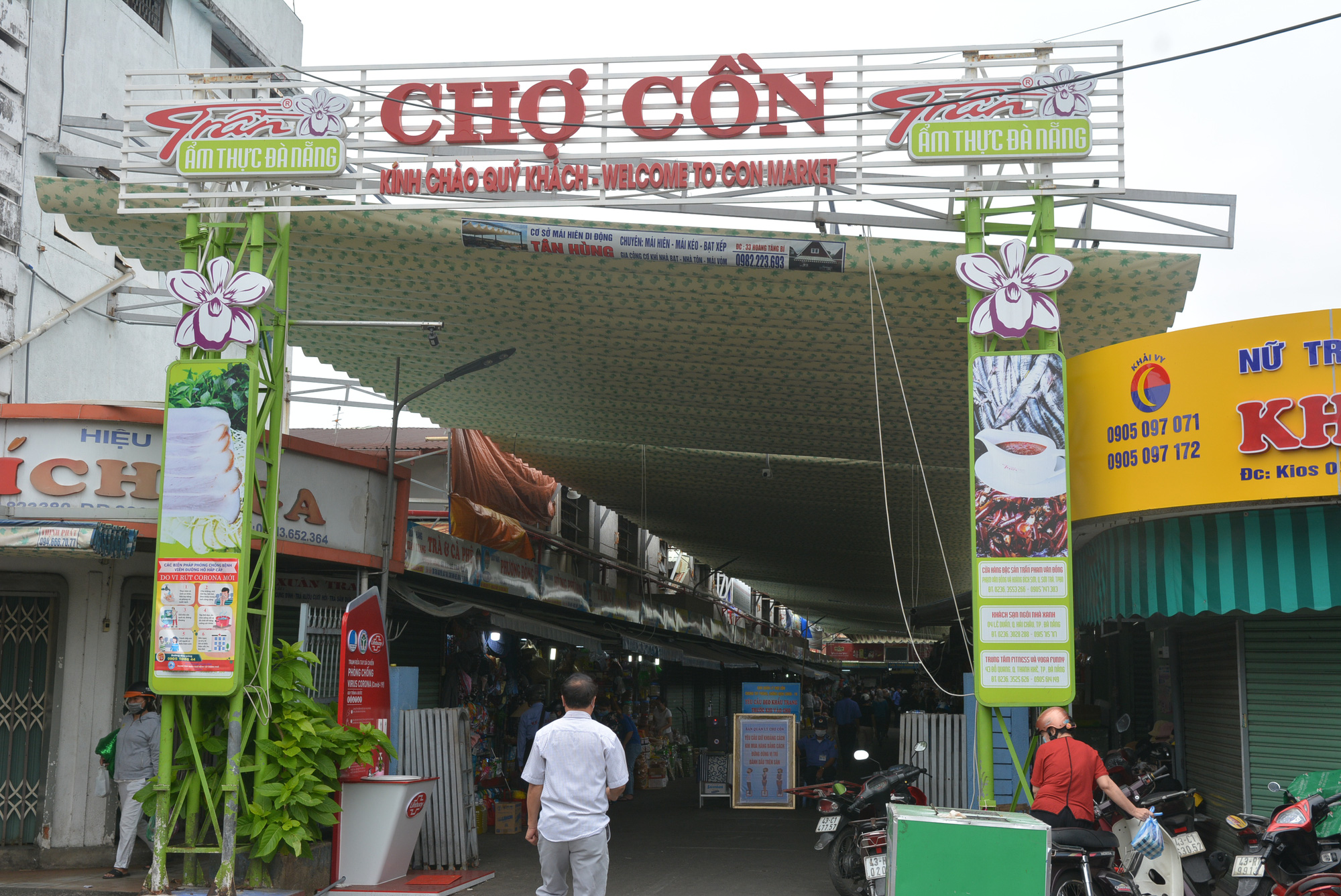 Chợ Cồn lâu đời nhất Đà Nẵng 'cửa đóng then cài' vì Covid-19, hàng trăm người đang chờ hỗ trợ tiền - Ảnh 9. Chợ Cồn lâu đời nhất Đà Nẵng 'cửa đóng then cài' vì Covid-19, hàng trăm người đang chờ hỗ trợ tiền - Ảnh 9.