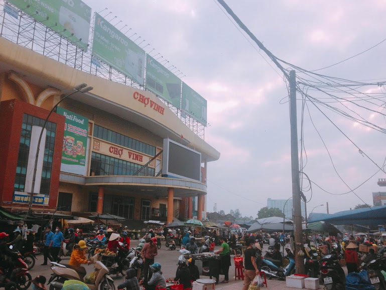 Nghệ An trong ngày cuối cùng của đợt cách li xã hội - Ảnh 9. Nghệ An trong ngày cuối cùng của đợt cách li xã hội - Ảnh 9.