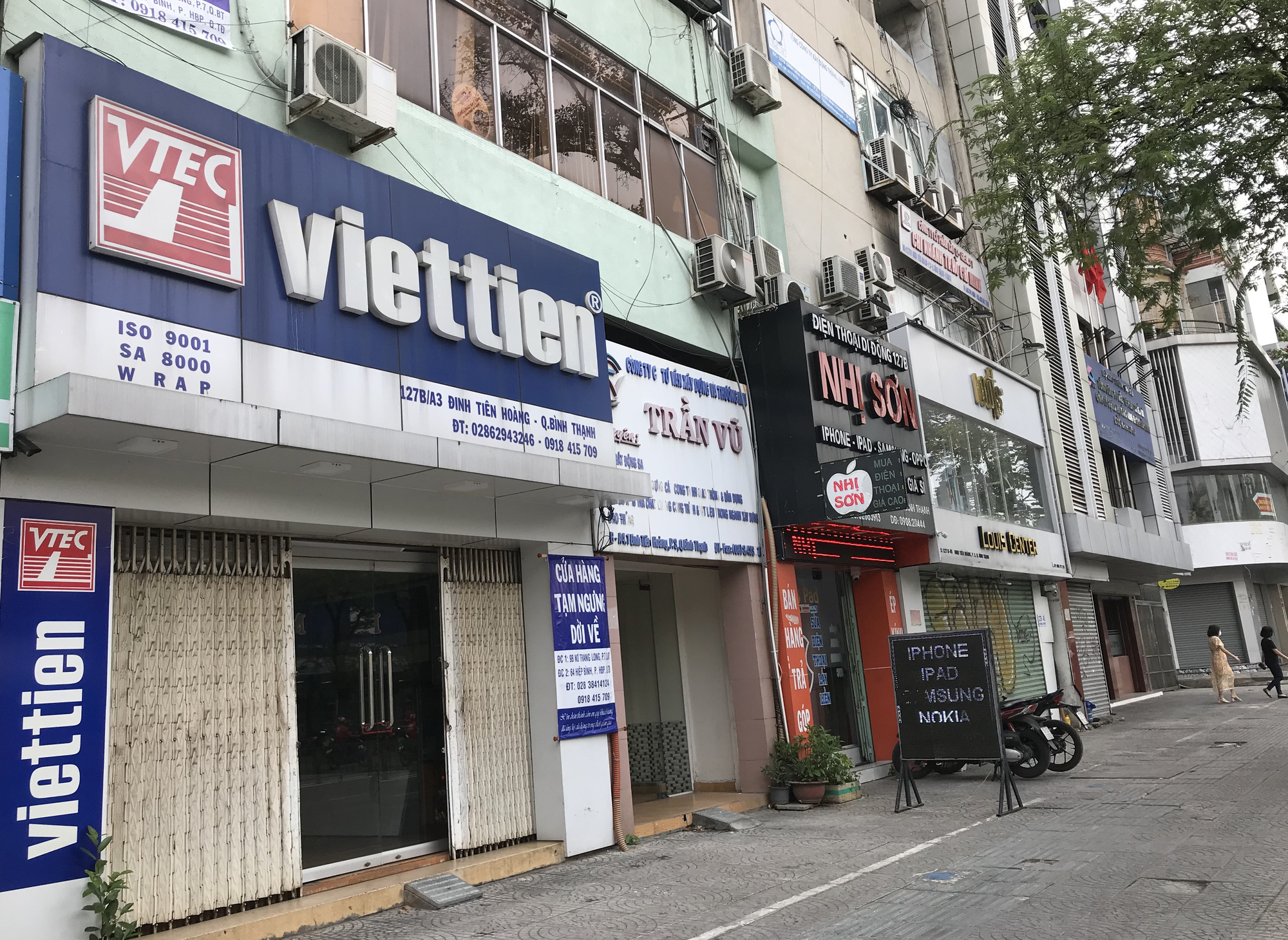 Cửa hàng, quán ăn Sài Gòn nín thở chờ lệnh cách li xã hội - Ảnh 3. Cửa hàng, quán ăn Sài Gòn nín thở chờ lệnh cách li xã hội - Ảnh 3.