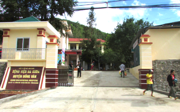 Hà Giang phong tỏa bản làng có thiếu nữ người Mông mắc Covid-19 - Ảnh 2.