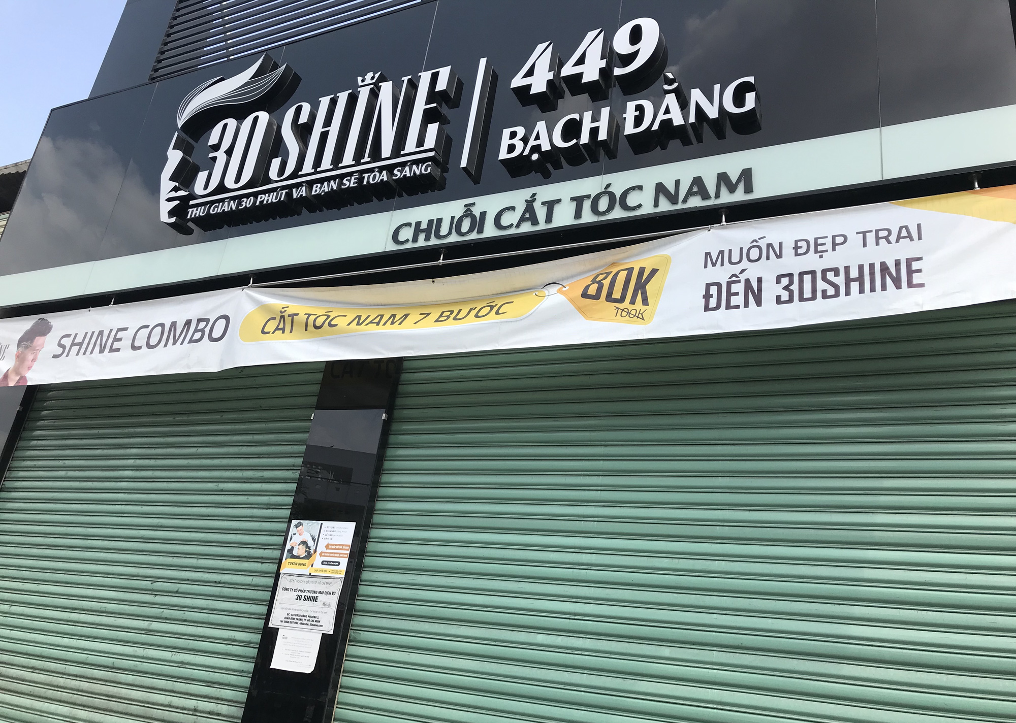 Karaoke, hớt tóc, trung tâm thương mại Sài Gòn tiếp tục đóng cửa, quán ăn hoạt động cầm chừng khi cách li xã hội thêm 1 tuần - Ảnh 6.