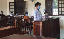 Quảng Nam: Thanh niên hành hung cán bộ chốt kiểm soát dịch Covid-19 bị lĩnh 9 tháng tù giam