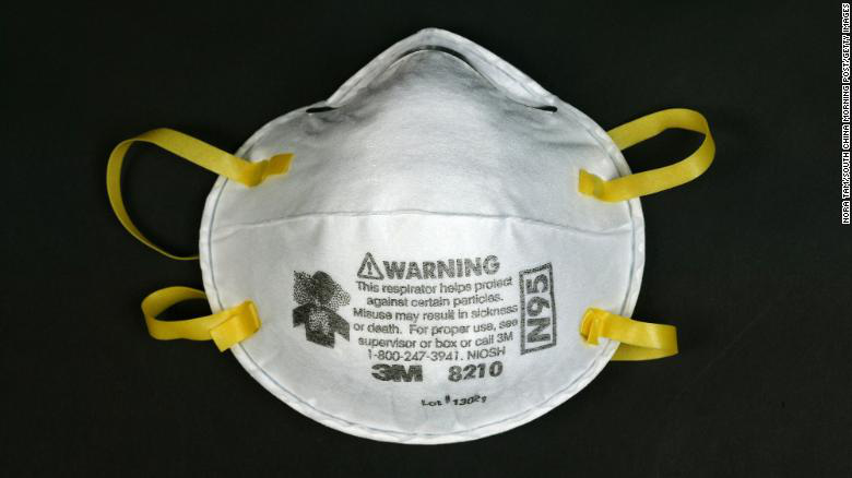 Sự thiếu hụt của khẩu trang N95 và cơ hội cho những “kẻ lừa đảo” - Ảnh 2. Sự thiếu hụt của khẩu trang N95 và cơ hội cho những “kẻ lừa đảo” - Ảnh 2.