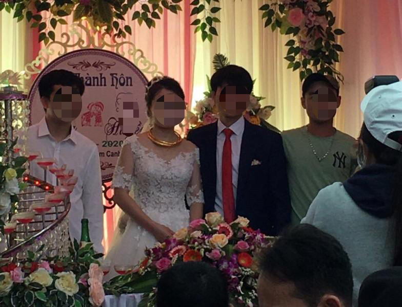 Đám cưới sau lệnh cách li toàn xã hội: Đình chỉ chủ tịch xã - Ảnh 1. Đám cưới sau lệnh cách li toàn xã hội: Đình chỉ chủ tịch xã - Ảnh 1.