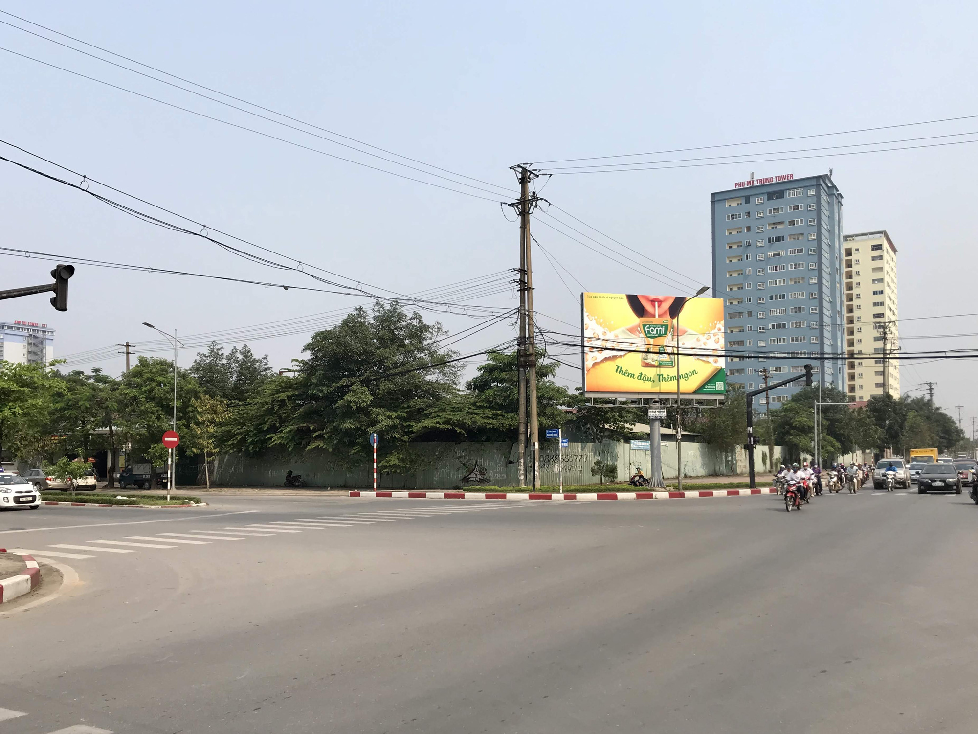 Nghệ An: Đất dự án hơn 1,1 ha ở TP Vinh bị bỏ hoang suốt 13 năm - Ảnh 2. Nghệ An: Đất dự án hơn 1,1 ha ở TP Vinh bị bỏ hoang suốt 13 năm - Ảnh 2.