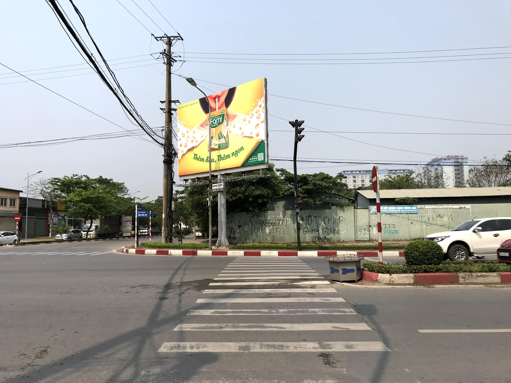 Nghệ An: Đất dự án hơn 1,1 ha ở TP Vinh bị bỏ hoang suốt 13 năm - Ảnh 3. Nghệ An: Đất dự án hơn 1,1 ha ở TP Vinh bị bỏ hoang suốt 13 năm - Ảnh 3.