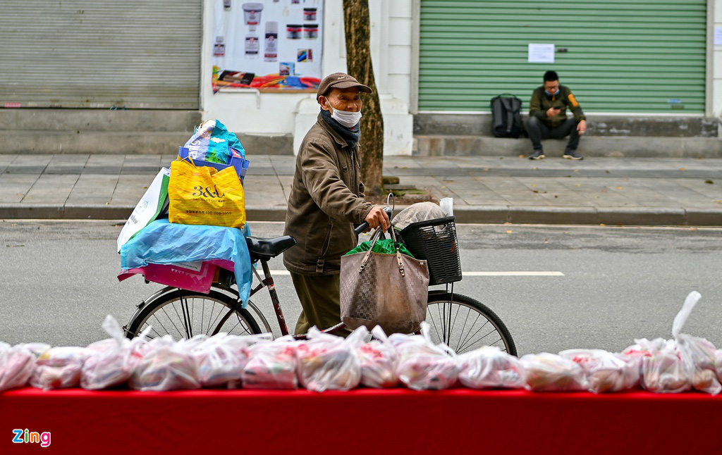 'Nếu khó khăn, hãy lấy một gói mỗi ngày' - Ảnh 4. 'Nếu khó khăn, hãy lấy một gói mỗi ngày' - Ảnh 4.