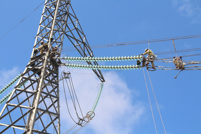 Tổng Công ty Truyền tải điện quốc gia lên 5 kịch bản đảm bảo vận hành lưới điện trong dịch Covid-19 - Ảnh 1. Tổng Công ty Truyền tải điện quốc gia lên 5 kịch bản đảm bảo vận hành lưới điện trong dịch Covid-19 - Ảnh 1.