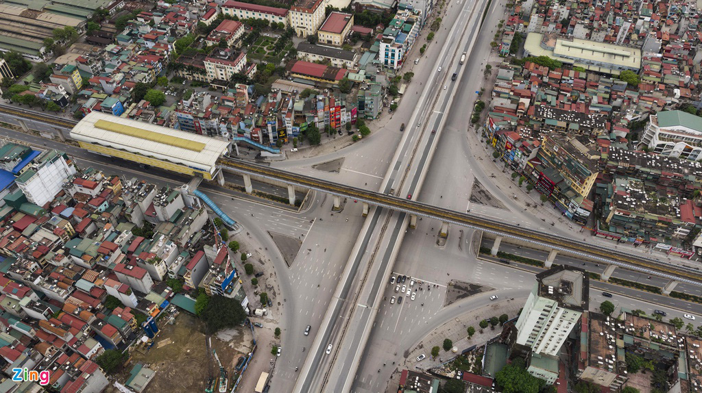 Hà Nội nhìn từ trên cao ngày dịch Covid-19 - Ảnh 2. Hà Nội nhìn từ trên cao ngày dịch Covid-19 - Ảnh 2.