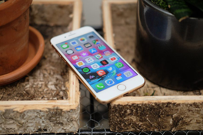 Apple Store tiết lộ tên gọi chính thức mẫu điện thoại giá rẻ iPhone SE 2020 - Ảnh 2.