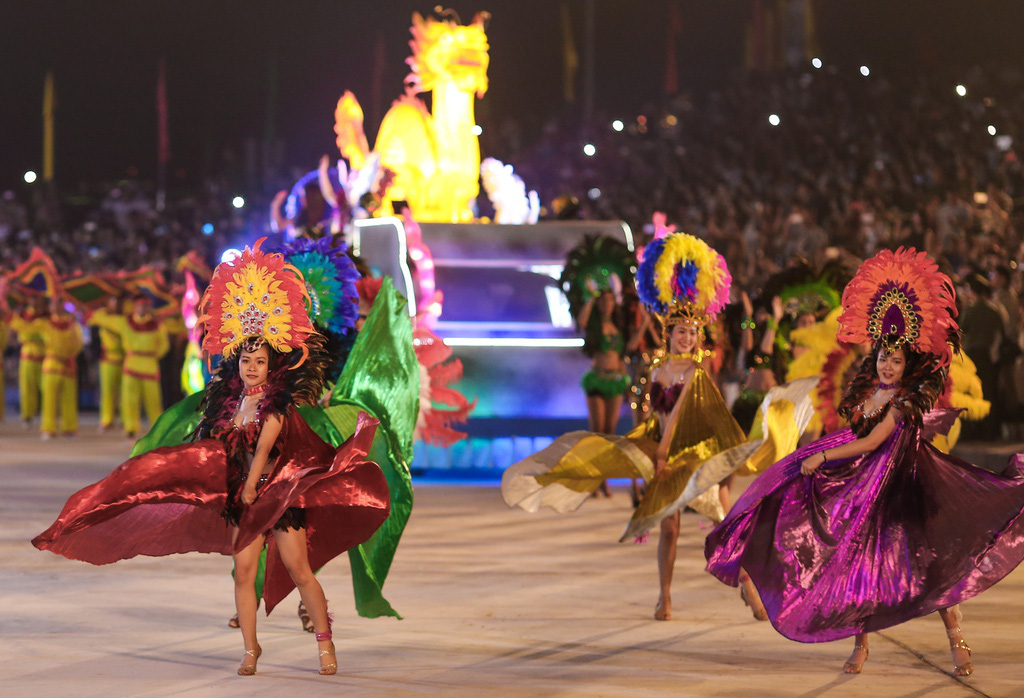 Lùi thời gian tổ chức Carnaval Hạ Long 2020 do dịch Covid-19 - Ảnh 1. Lùi thời gian tổ chức Carnaval Hạ Long 2020 do dịch Covid-19 - Ảnh 1.