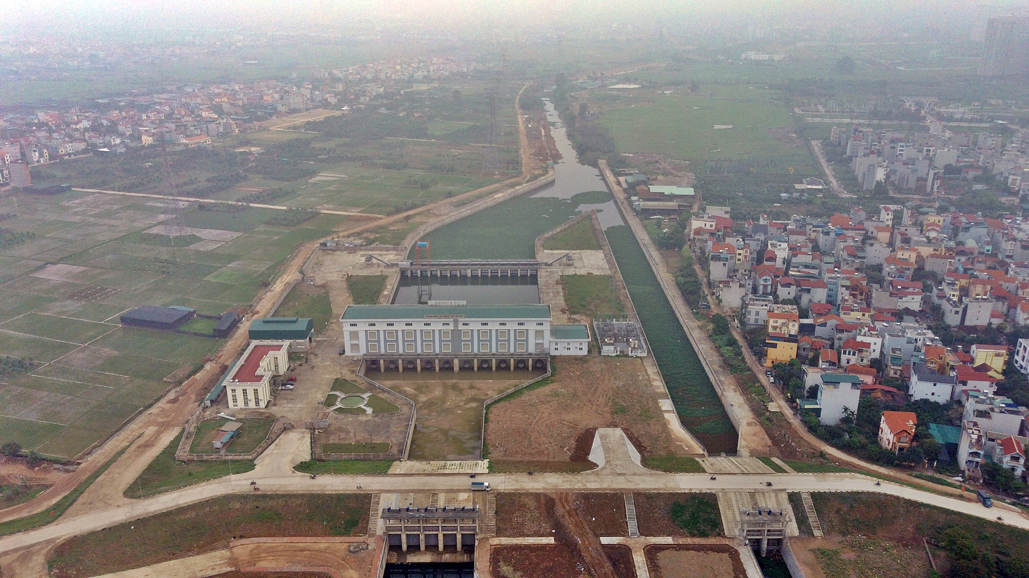 Hà Nội bước vào mùa mưa, dự án trạm bơm tiêu Yên Nghĩa chống ngập phía Tây Thủ đô bây giờ ra sao? - Ảnh 2. Hà Nội bước vào mùa mưa, dự án trạm bơm tiêu Yên Nghĩa chống ngập phía Tây Thủ đô bây giờ ra sao? - Ảnh 2.
