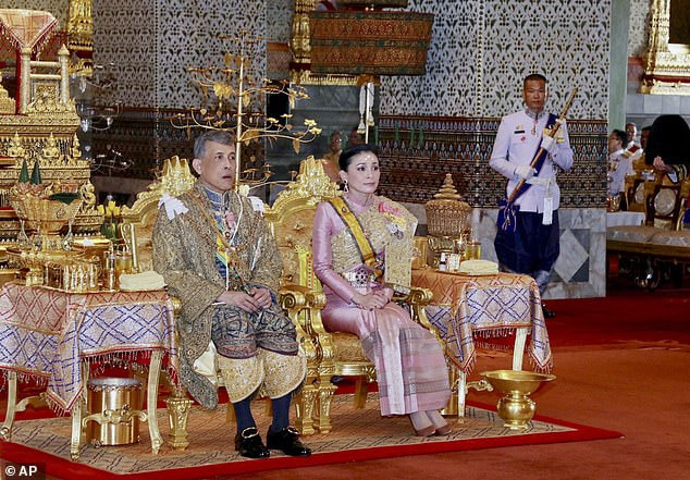 Bên trong khách sạn được Quốc vương Thái Lan thuê để cách li tránh dịch Covid-19 - Ảnh 1. Bên trong khách sạn được Quốc vương Thái Lan thuê để cách li tránh dịch Covid-19 - Ảnh 1.