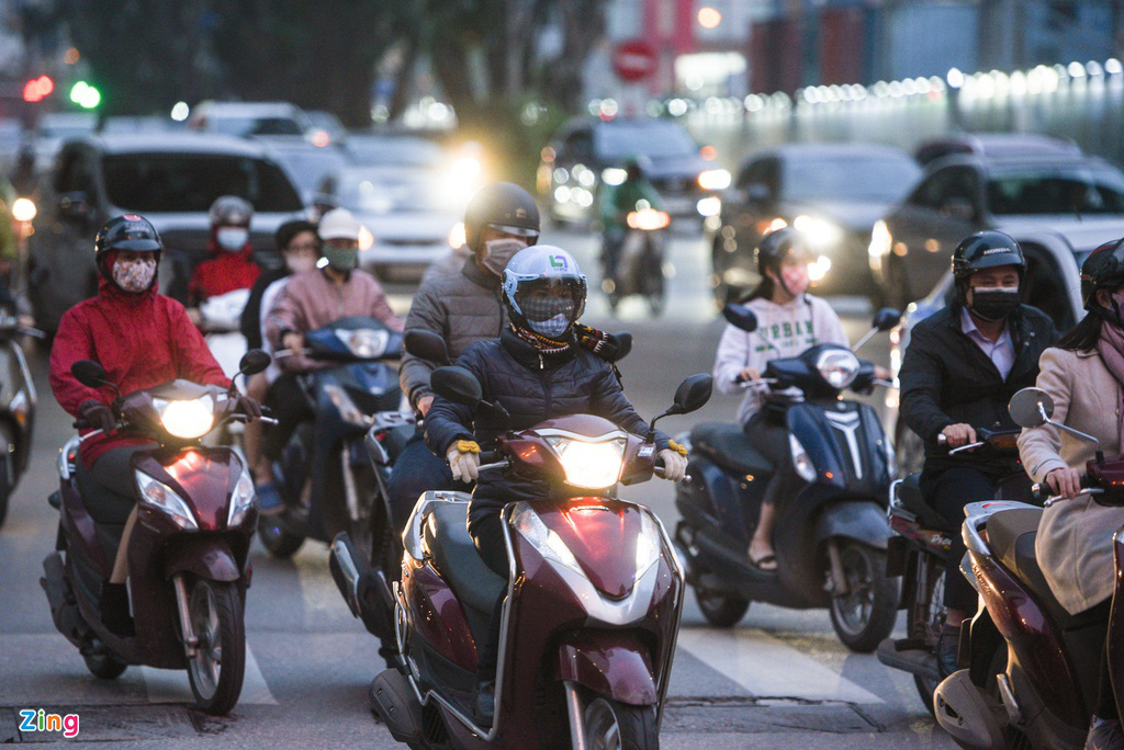 Phố phường Hà Nội sau một tuần cách li toàn xã hội - Ảnh 8. Phố phường Hà Nội sau một tuần cách li toàn xã hội - Ảnh 8.