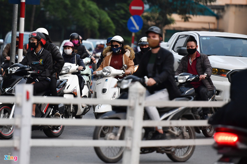 Phố phường Hà Nội sau một tuần cách li toàn xã hội - Ảnh 4. Phố phường Hà Nội sau một tuần cách li toàn xã hội - Ảnh 4.