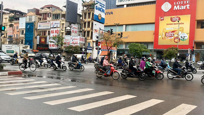 Liên quan đến Bệnh viện Bạch Mai, còn 4.000 - 5.000 trường hợp ngoài cộng đồng chưa khai báo - Ảnh 1. Liên quan đến Bệnh viện Bạch Mai, còn 4.000 - 5.000 trường hợp ngoài cộng đồng chưa khai báo - Ảnh 1.