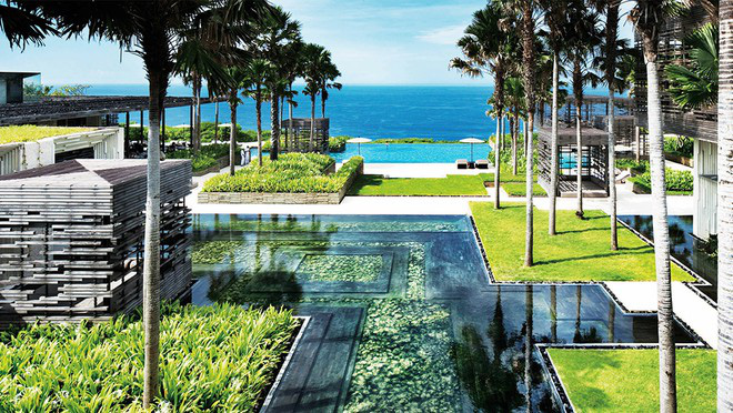 Allia Resort có vị trí thuộc xã Nhơn Lý, thành phố Quy Nhơn. Allia Resort có vị trí thuộc xã Nhơn Lý, thành phố Quy Nhơn.