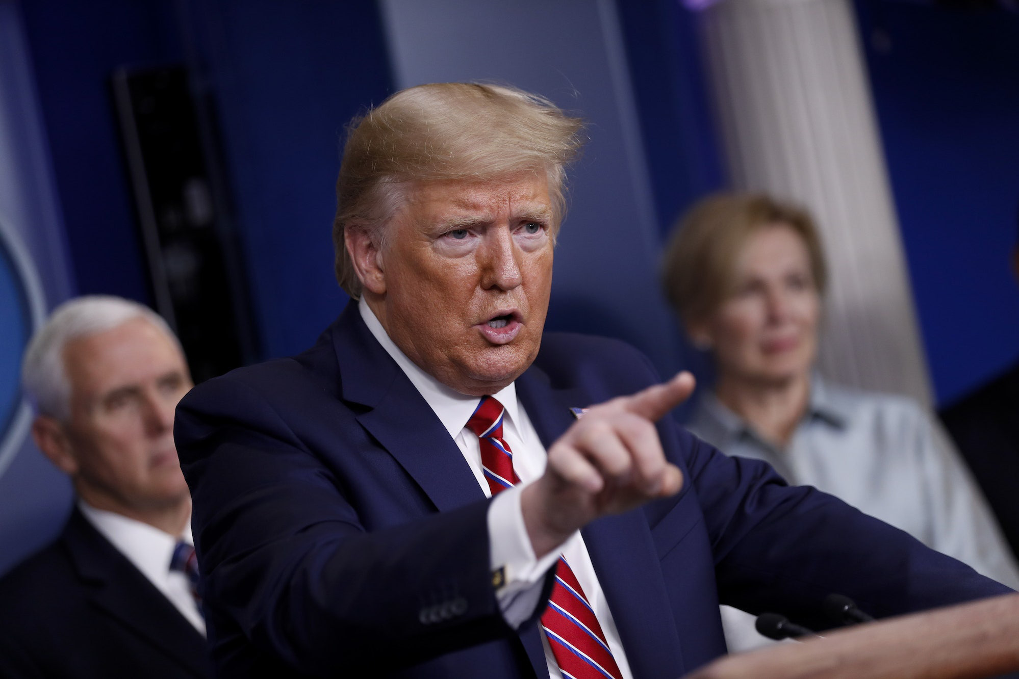 WHO bảo vệ phản ứng với dịch Covid-19 của mình, ông Trump tiếp tục chỉ trích - Ảnh 3. WHO bảo vệ phản ứng với dịch Covid-19 của mình, ông Trump tiếp tục chỉ trích - Ảnh 3.