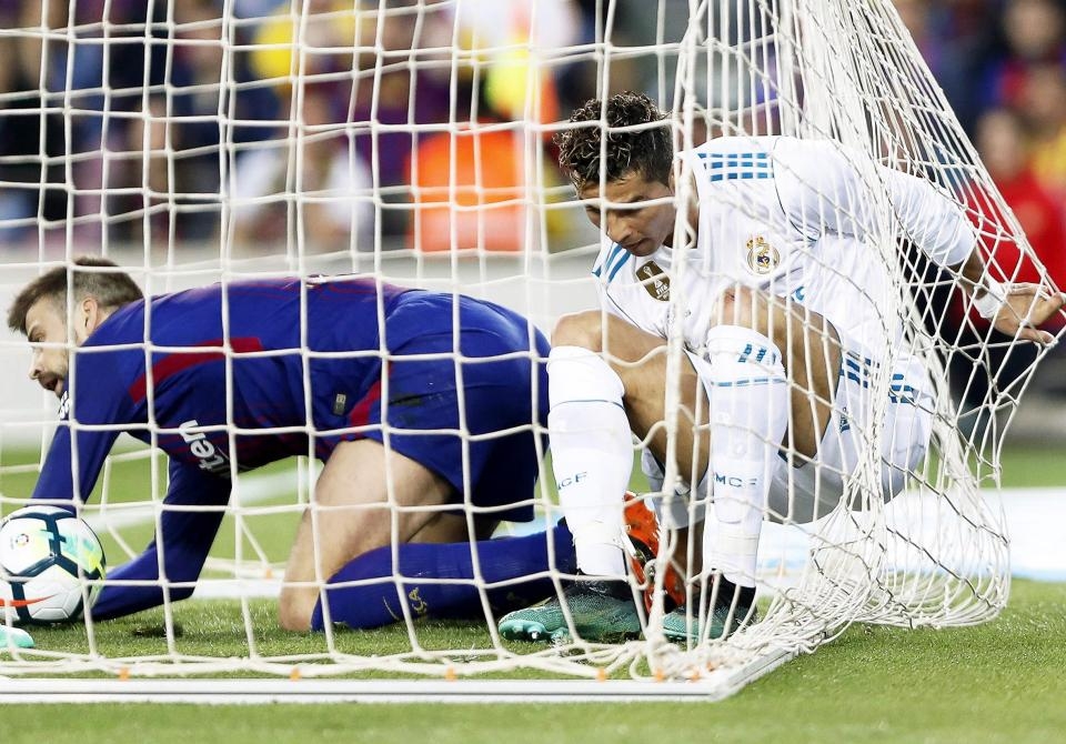 ronaldo dung truoc nguy co vang mat tai chung ket champions league