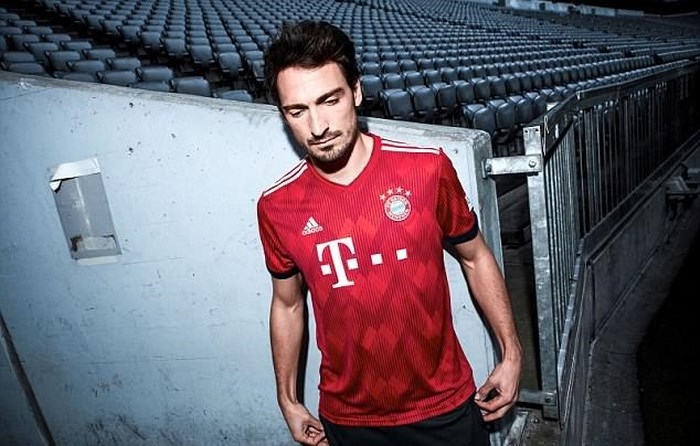 bayern munich chinh thuc ra mat mau ao san nha 201819