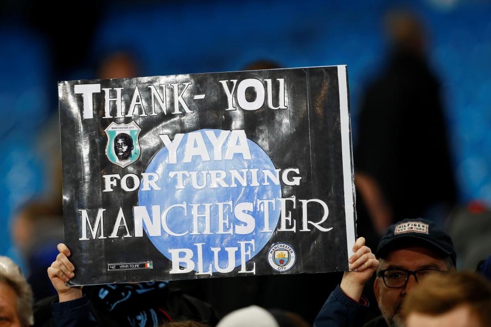 man city to chuc le tri an hoanh trang cho huyen thoai