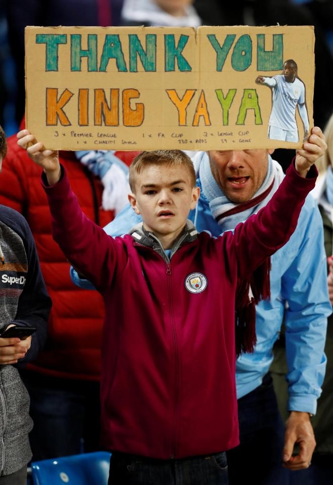man city to chuc le tri an hoanh trang cho huyen thoai