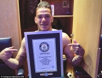 manchester city da co ban hop dong dau tien trong mua he nay