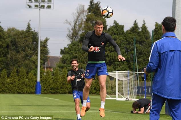 Chelsea lựa chọn bài tập 'dị' để chuẩn bị cho chung kết FA Cup chelsea lua chon bai tap di de chuan bi cho chung ket fa cup