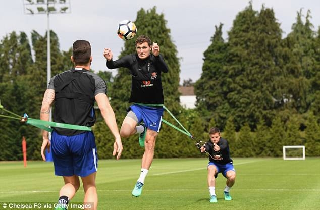 Chelsea lựa chọn bài tập 'dị' để chuẩn bị cho chung kết FA Cup chelsea lua chon bai tap di de chuan bi cho chung ket fa cup