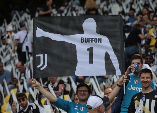 ngap nuoc mat trong ngay tam biet huyen thoai buffon
