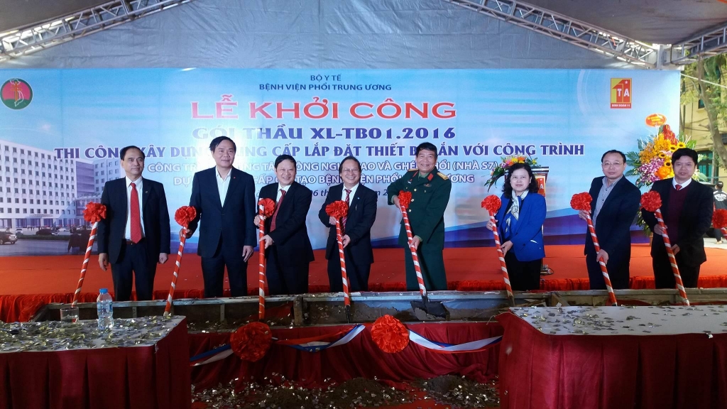 xay dung trung tam cong nghe cao va ghep phoi dau tien o viet nam