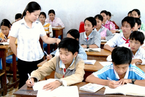 bam ngoc hoang giao duc nam qua van la tran danh
