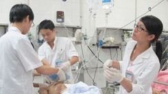 Chưa Tết đã ùn ùn nhập viện vì tai nạn do bia rượu