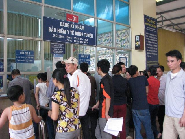 nguoi benh quen the bhyt khi di kham van duoc thanh toan vien phi