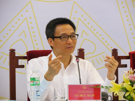 nhieu truong nghe cong lap nhu dua con da co rang ma van con bu sua