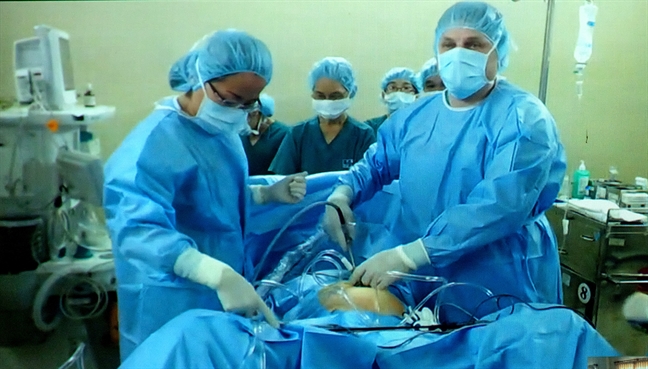 can canh ca truy tim hach di can ung thu dau tien tai viet nam