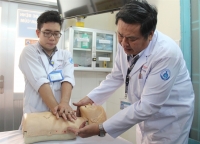 lien tiep cac vu tu vong vi hoc di vat phong ngua va so cuu the nao cho dung